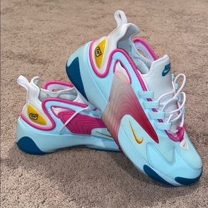 Women’s Zoom 2K “Teal Tint”